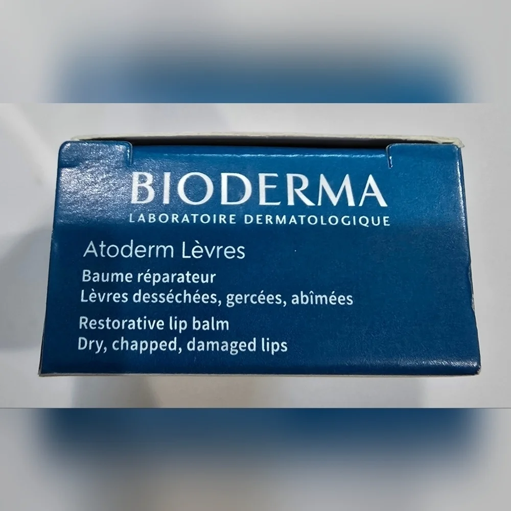 Bioderma Atoderm Restorative Lip Balm For damaged lips 0.5 oz NEW